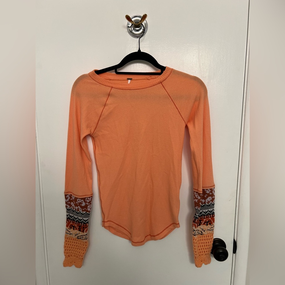 FREE PEOPLE SWEATER